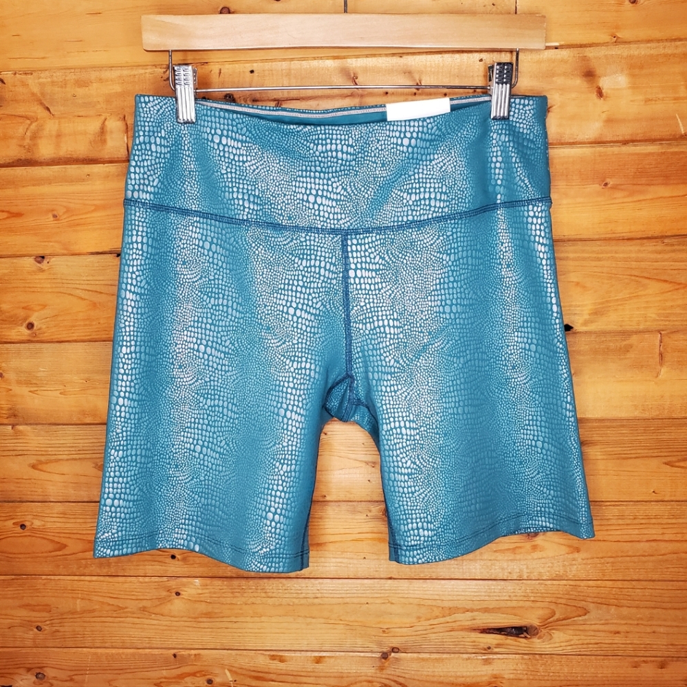 ❤️NWT Calvin Klein performance shorts yoga  high waist stretch  pocket S…